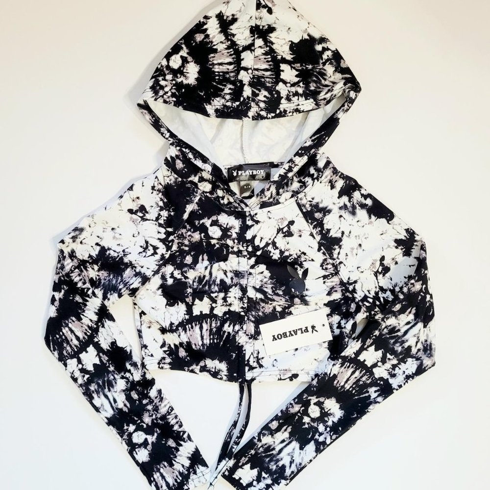 PLAYBOY Tie Dye Black White Cropped Pullover Hoodie